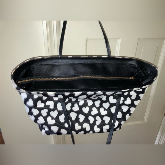 Kate Spade Maya Sam Hearts Nylon Large Heart Black White Watson Tote Bag - Picture 4 of 9